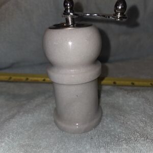 White Marble Pepper Grinder